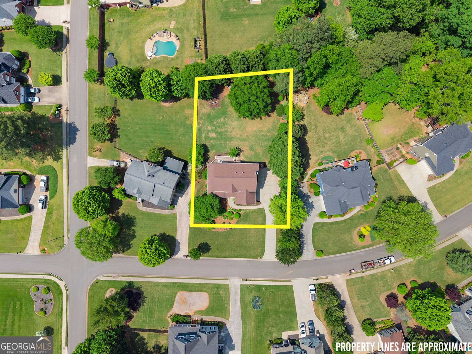 8815 Stone River Drive Gainesville - 65