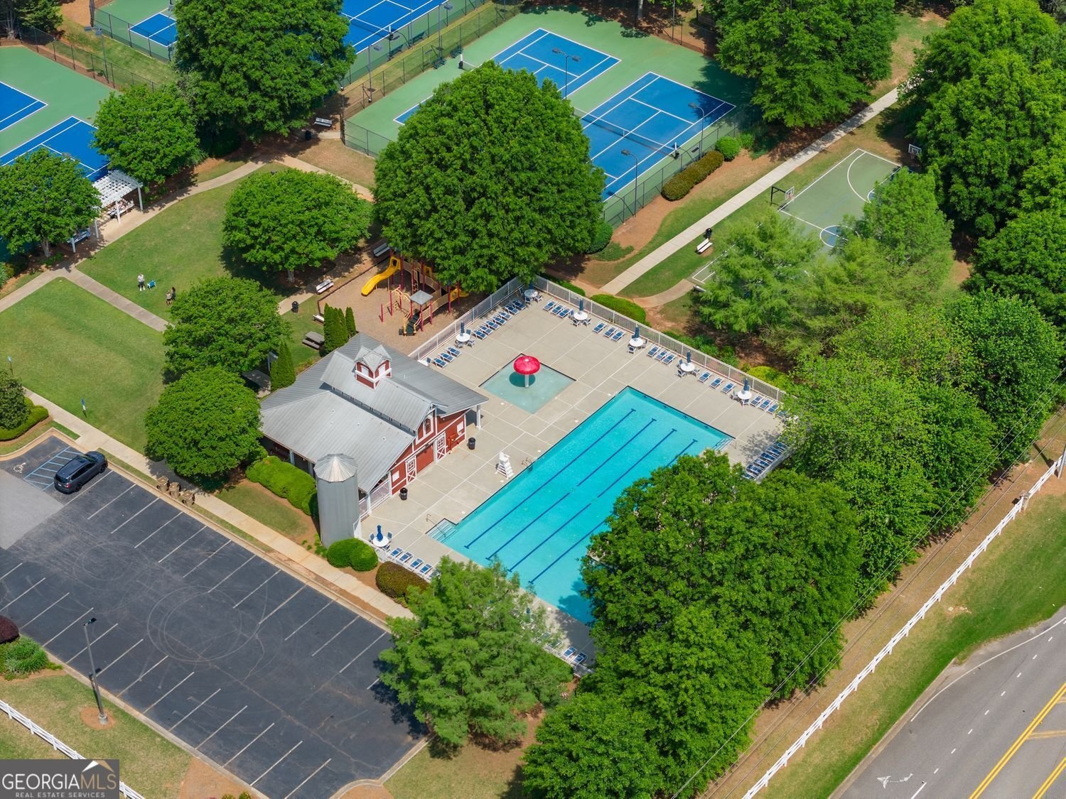 8815 Stone River Drive Gainesville - 73