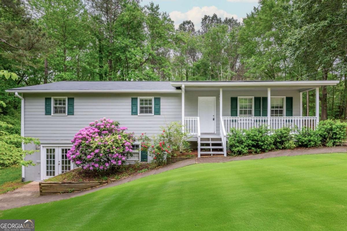 4855 Brownsville Road Powder Springs - 1