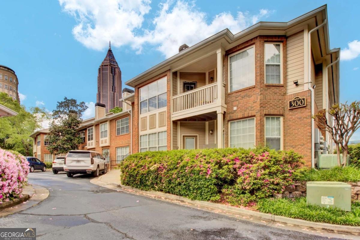 200 Renaissance Parkway Atlanta - 17