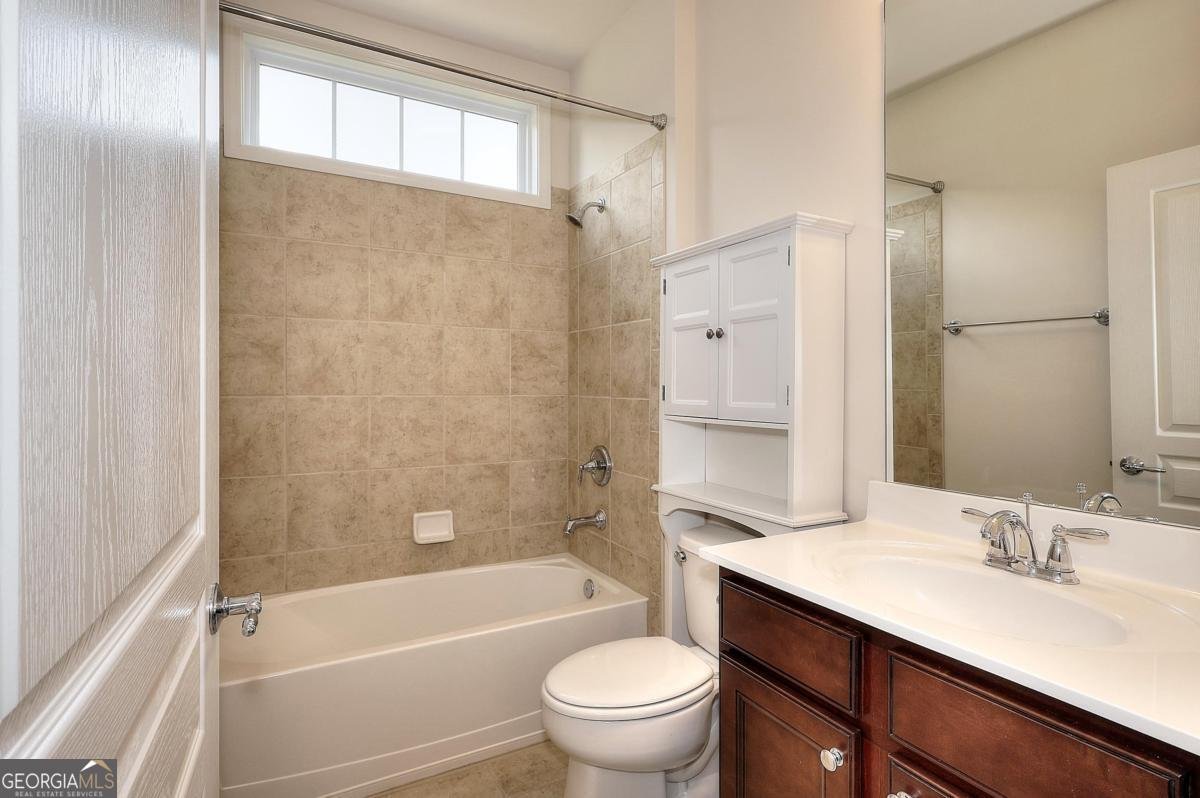 1010 Overlook Cove Greensboro - 48