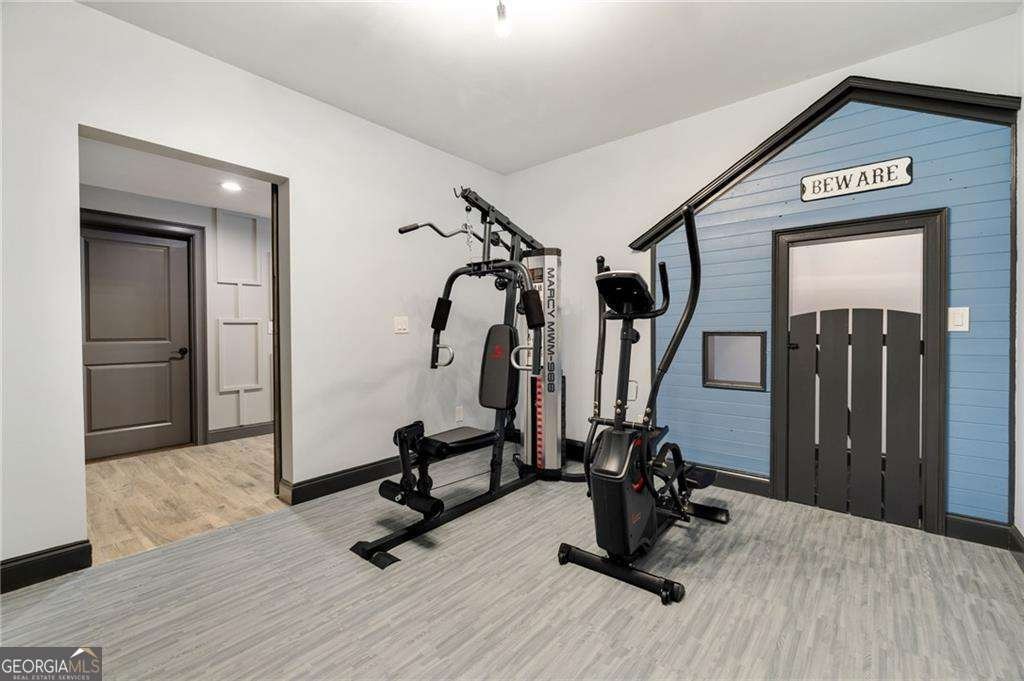 2935 Manorview Lane Milton - 44