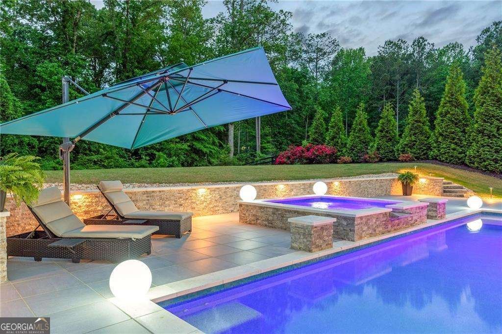 2935 Manorview Lane Milton - 48