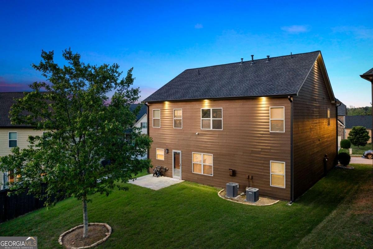 3755 Lake Haven Way Atlanta - 33