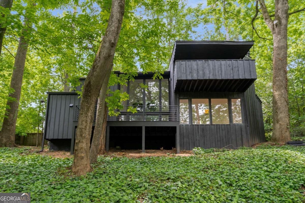 5020 Vallo Vista Court Atlanta - 5