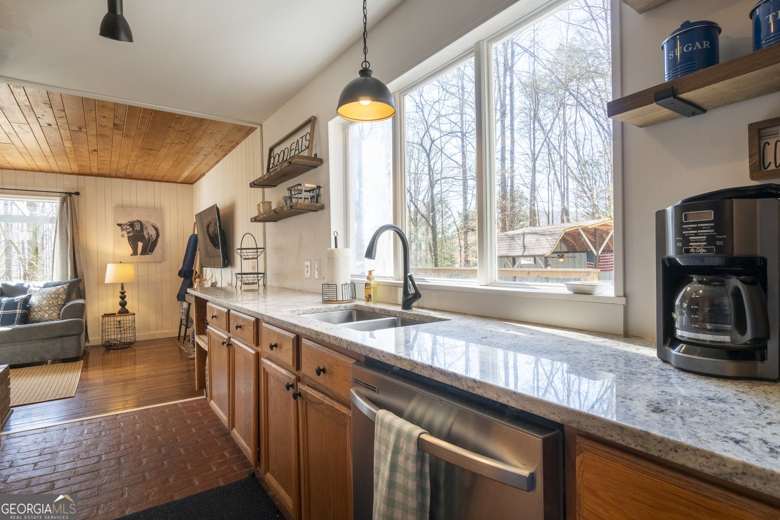 221 White Strasse Helen - 12