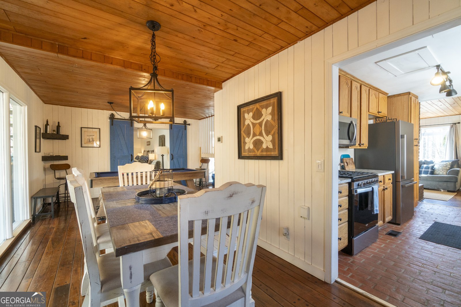 221 White Strasse Helen - 14