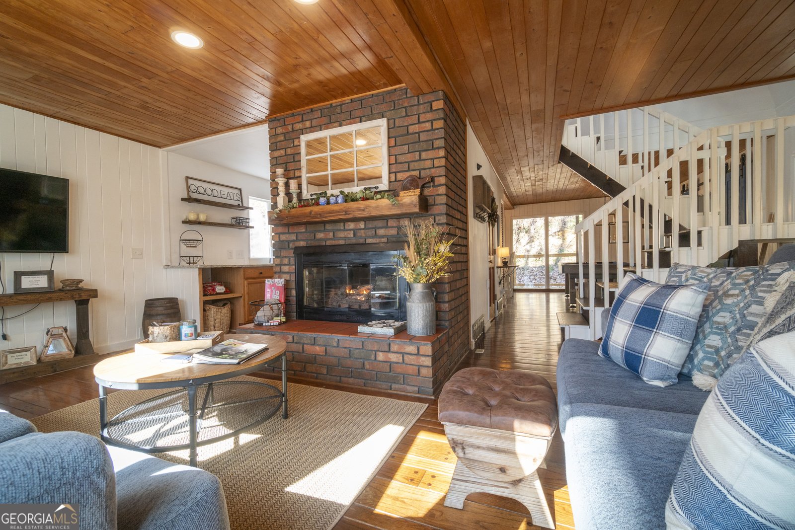221 White Strasse Helen - 20