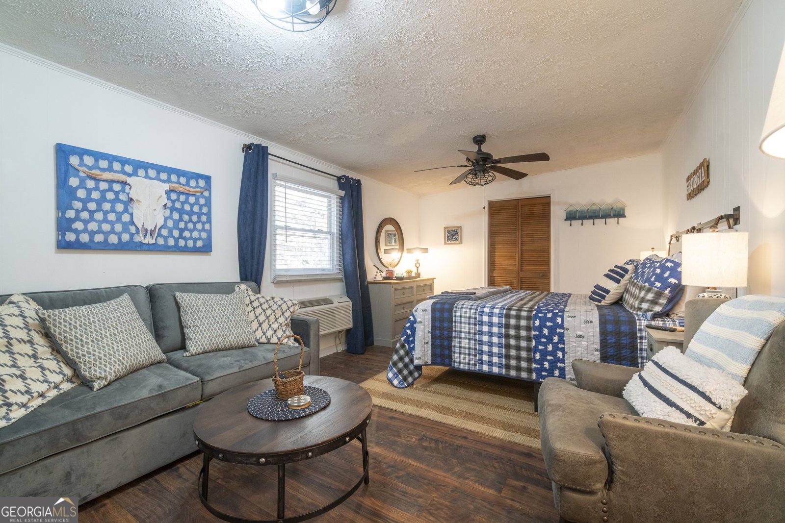 221 White Strasse Helen - 25
