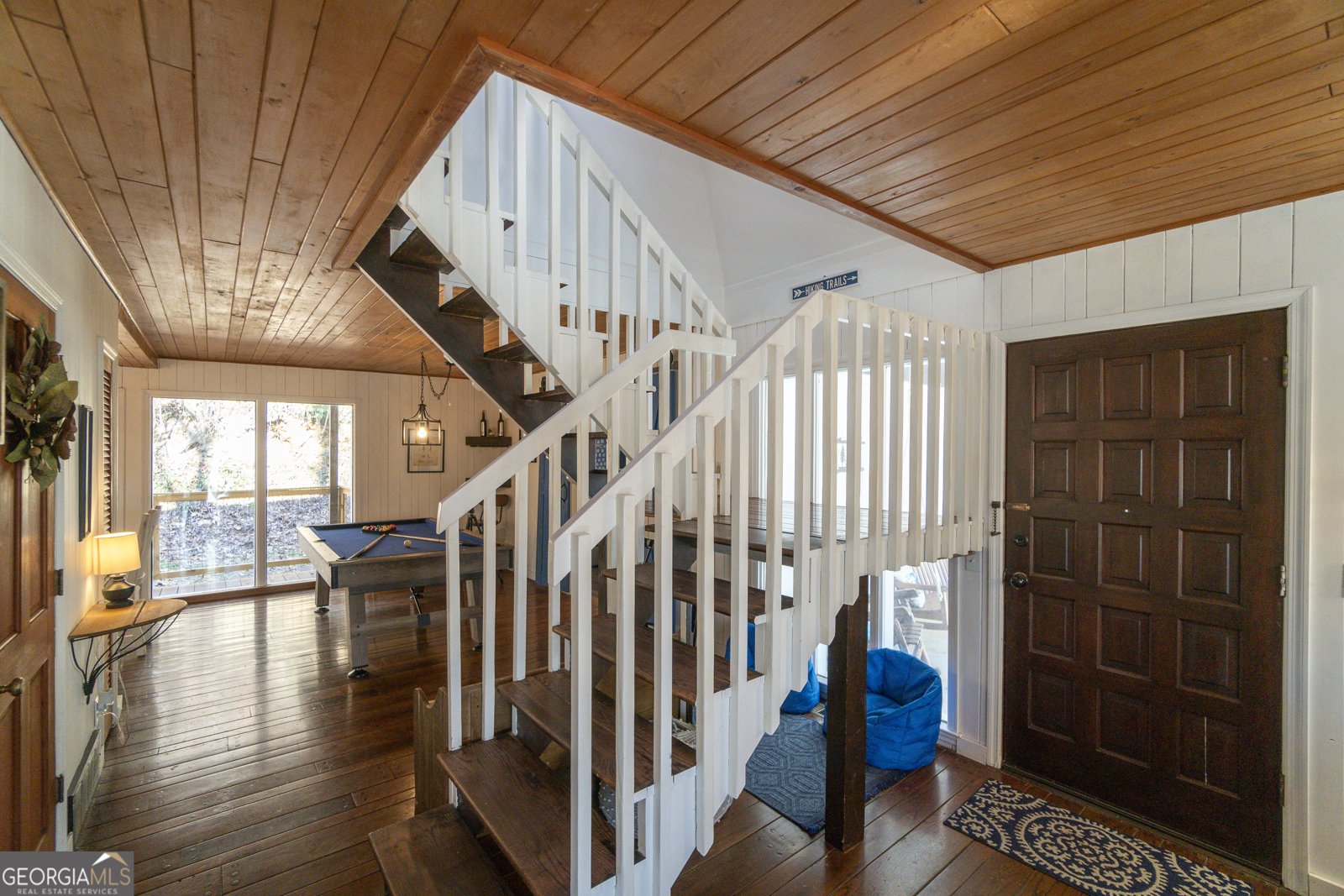 221 White Strasse Helen - 31