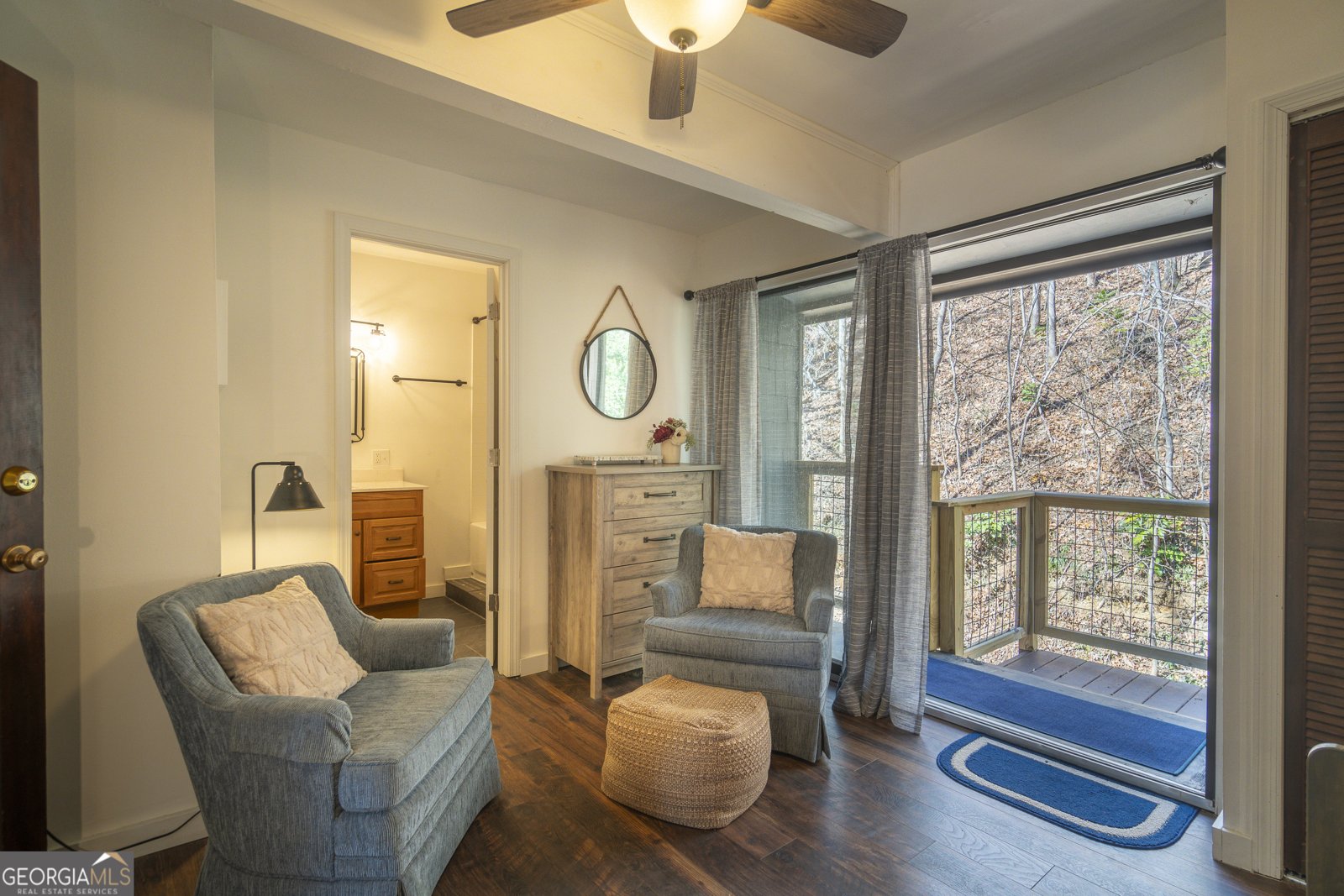 221 White Strasse Helen - 38