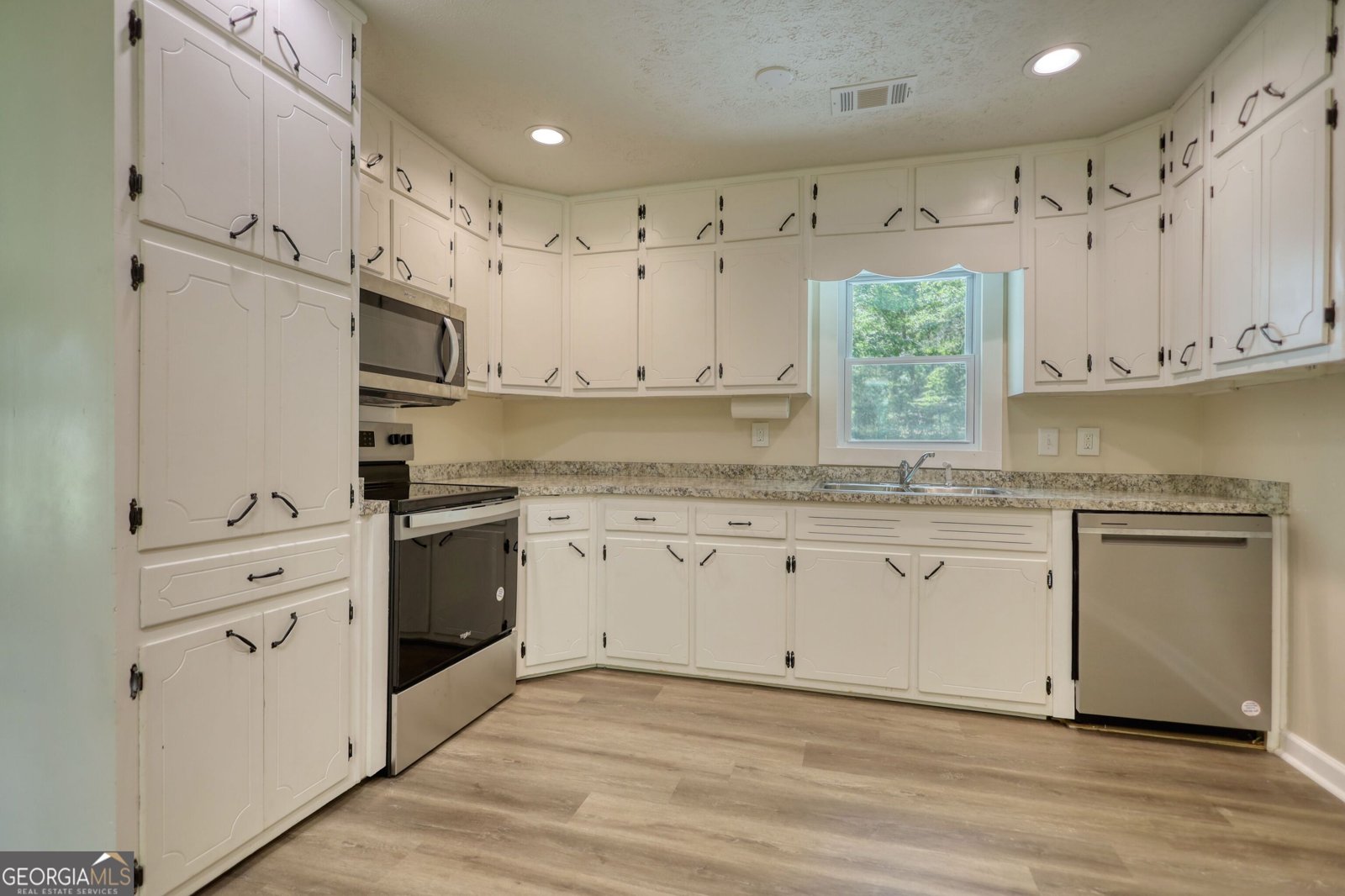 97 East Road Covington - 19