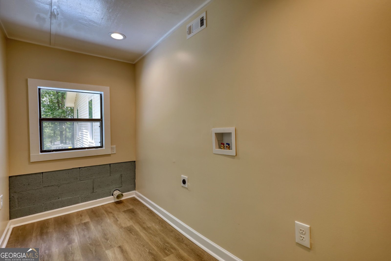 97 East Road Covington - 37