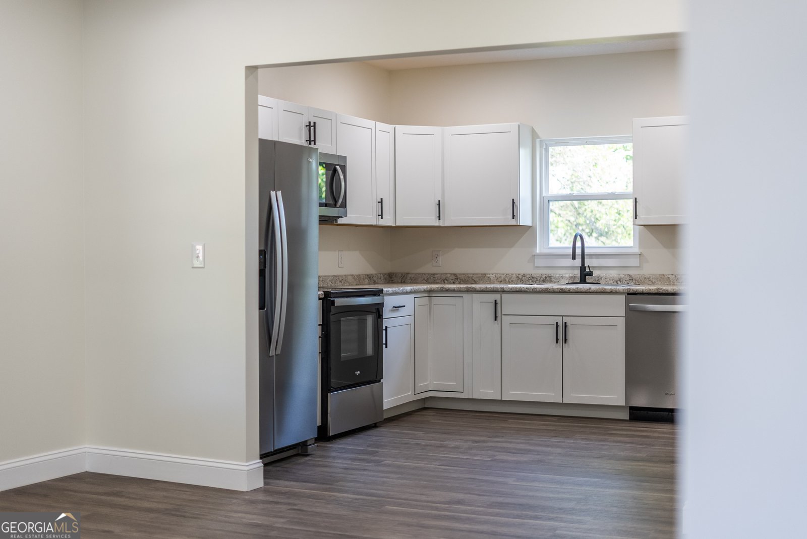 225 Strickland Ave. Blackshear - 13