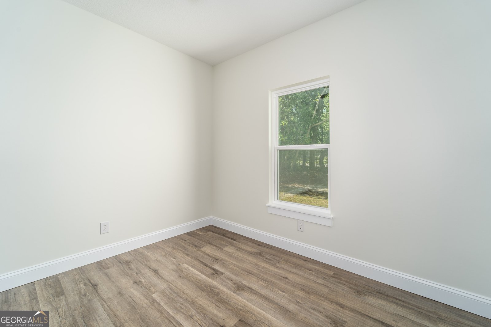 225 Strickland Ave. Blackshear - 24
