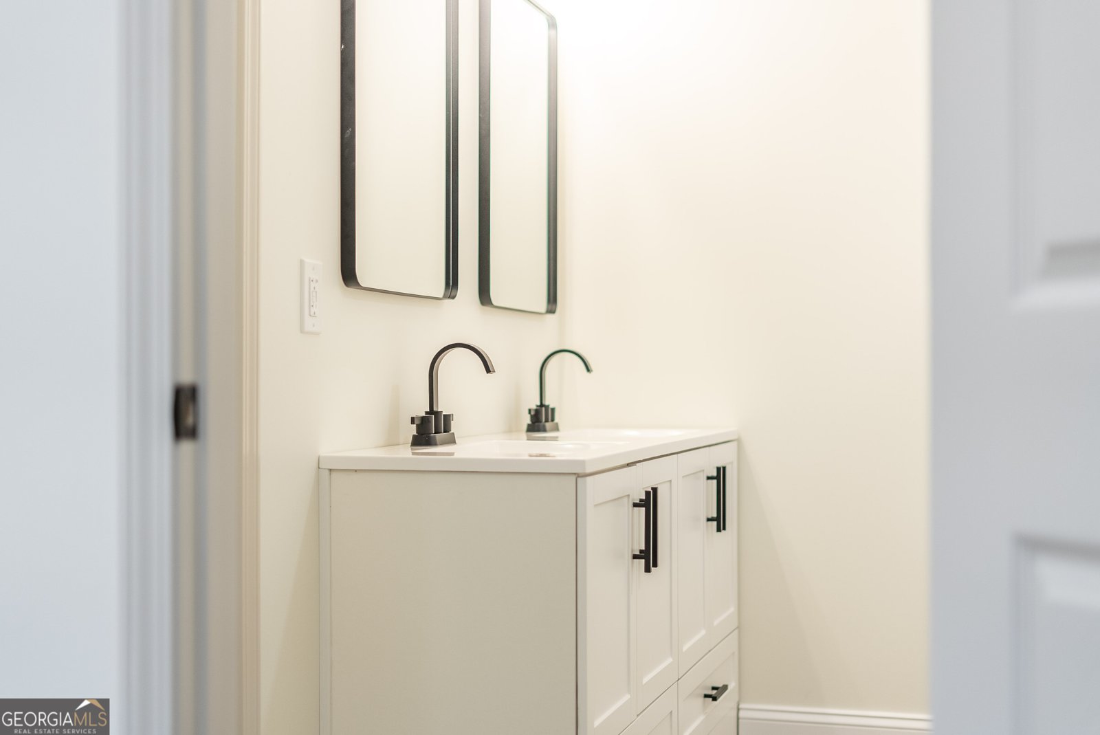 225 Strickland Ave. Blackshear - 28