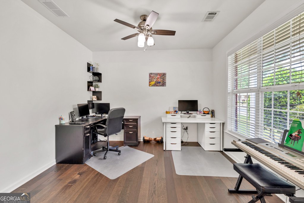 5008 Bethpage Drive Suwanee - 10