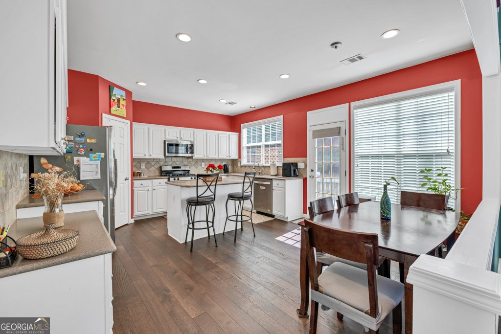 5008 Bethpage Drive Suwanee - 18