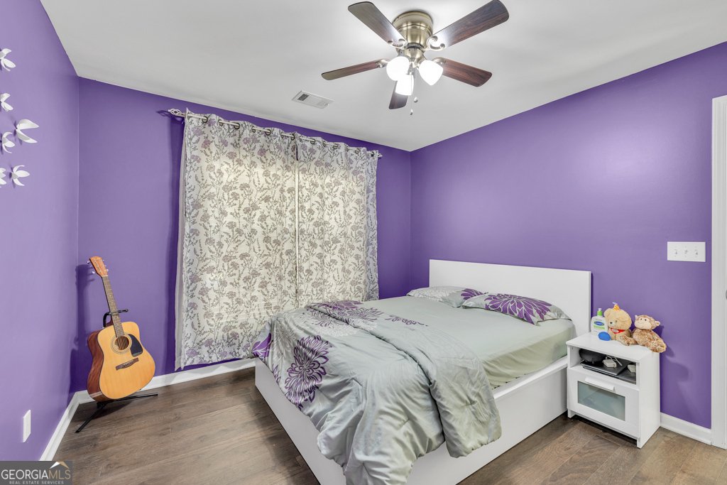 5008 Bethpage Drive Suwanee - 32