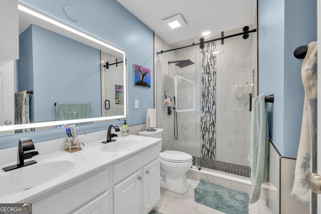 5008 Bethpage Drive Suwanee - 33