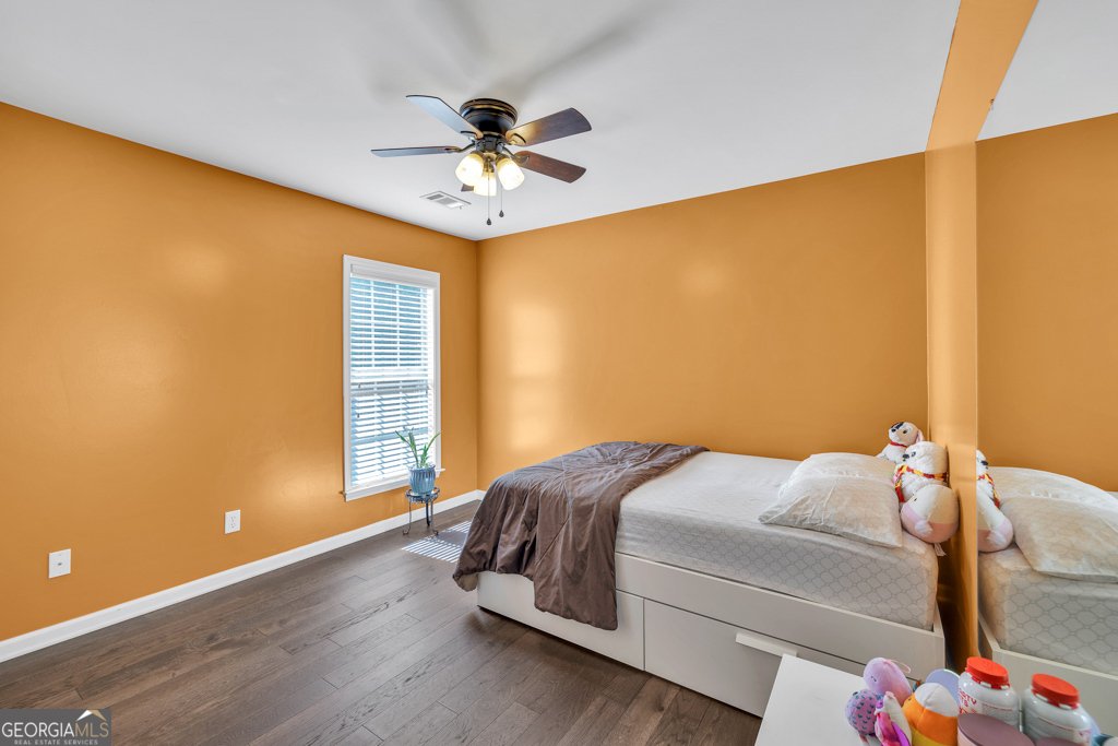 5008 Bethpage Drive Suwanee - 34