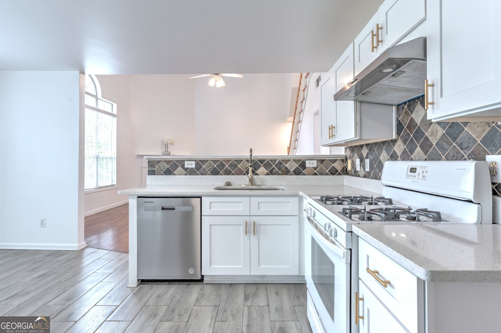 2869 Hickory Run Circle Duluth - 16