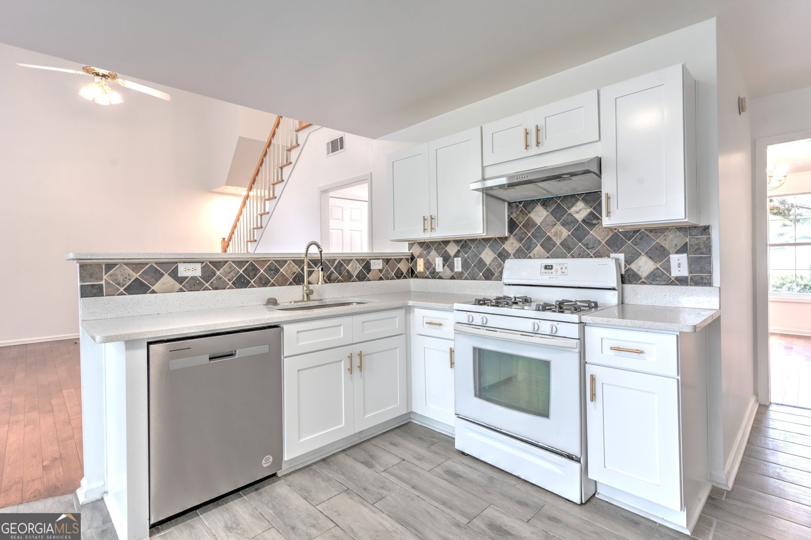 2869 Hickory Run Circle Duluth - 17