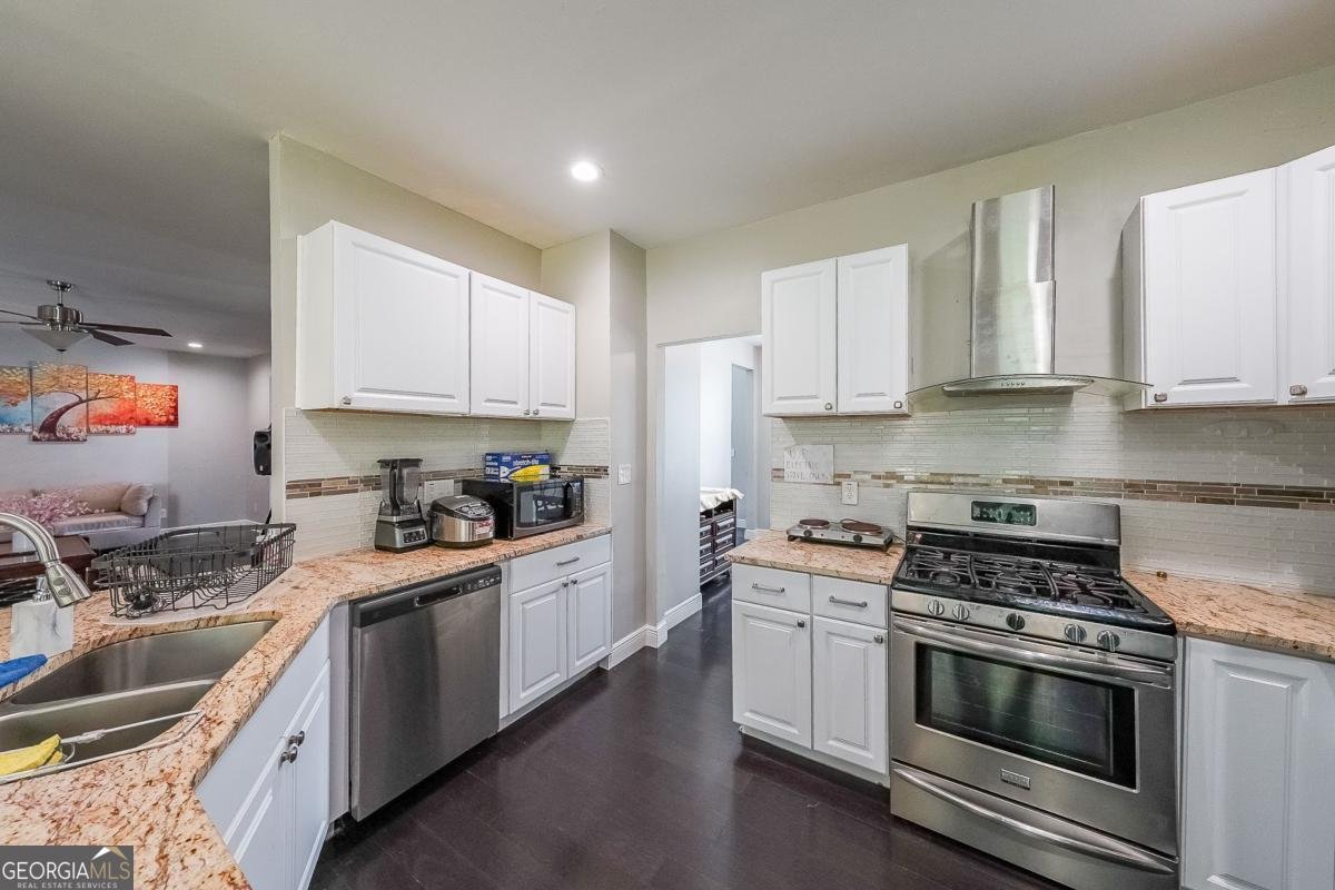 6220 Polar Fox Court Riverdale - 24