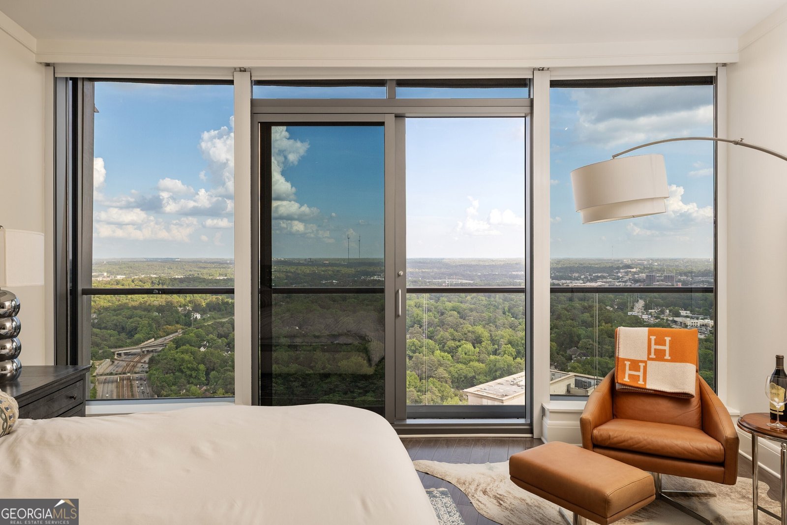 3344 Peachtree Road Atlanta - 25