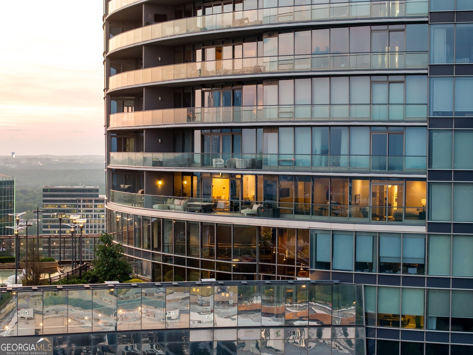 3344 Peachtree Road Atlanta - 40