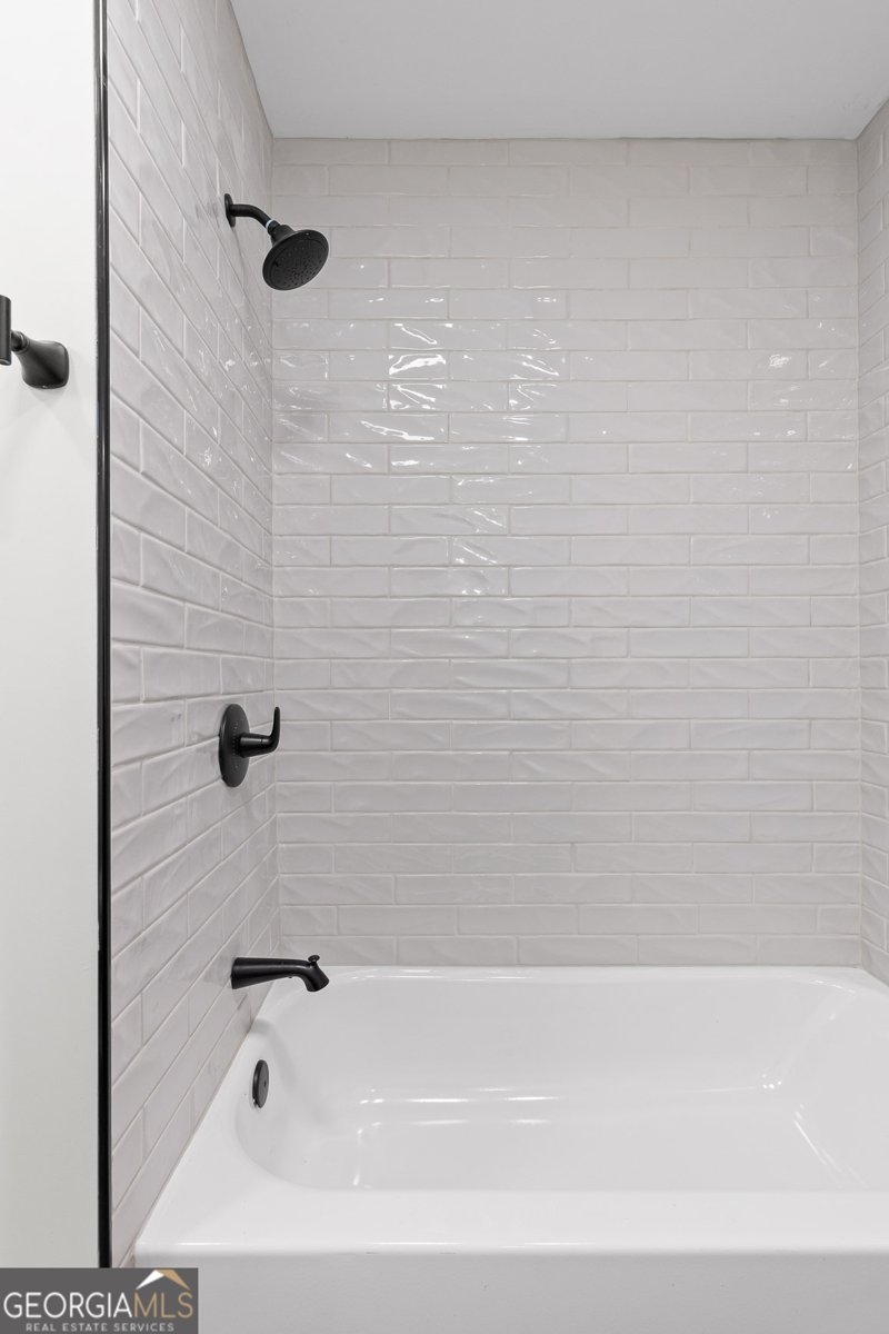 1145 Daniels Road Trenton - 33