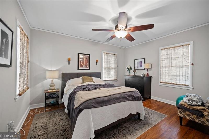 1941 HEADLAND Drive East Point - 11