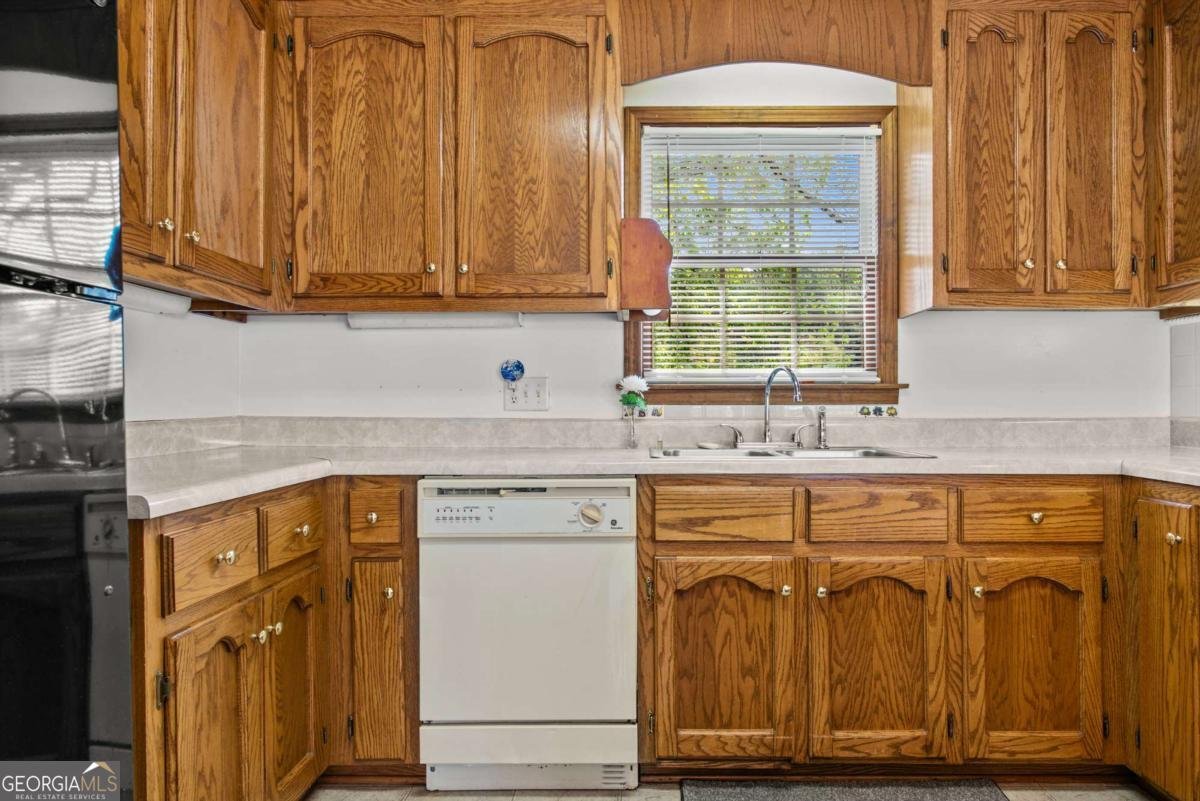 2128 Highway 172 Comer - 16