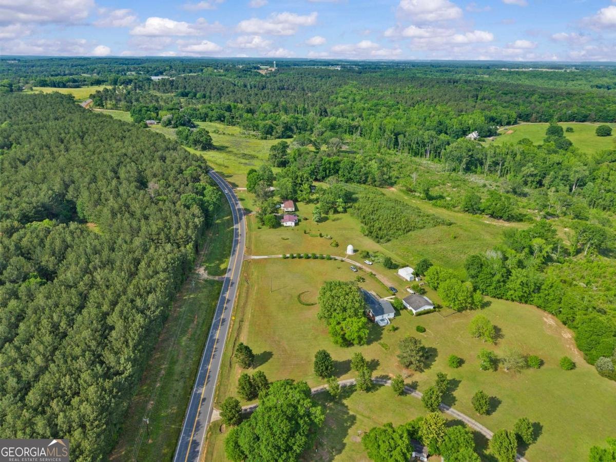 2128 Highway 172 Comer - 40