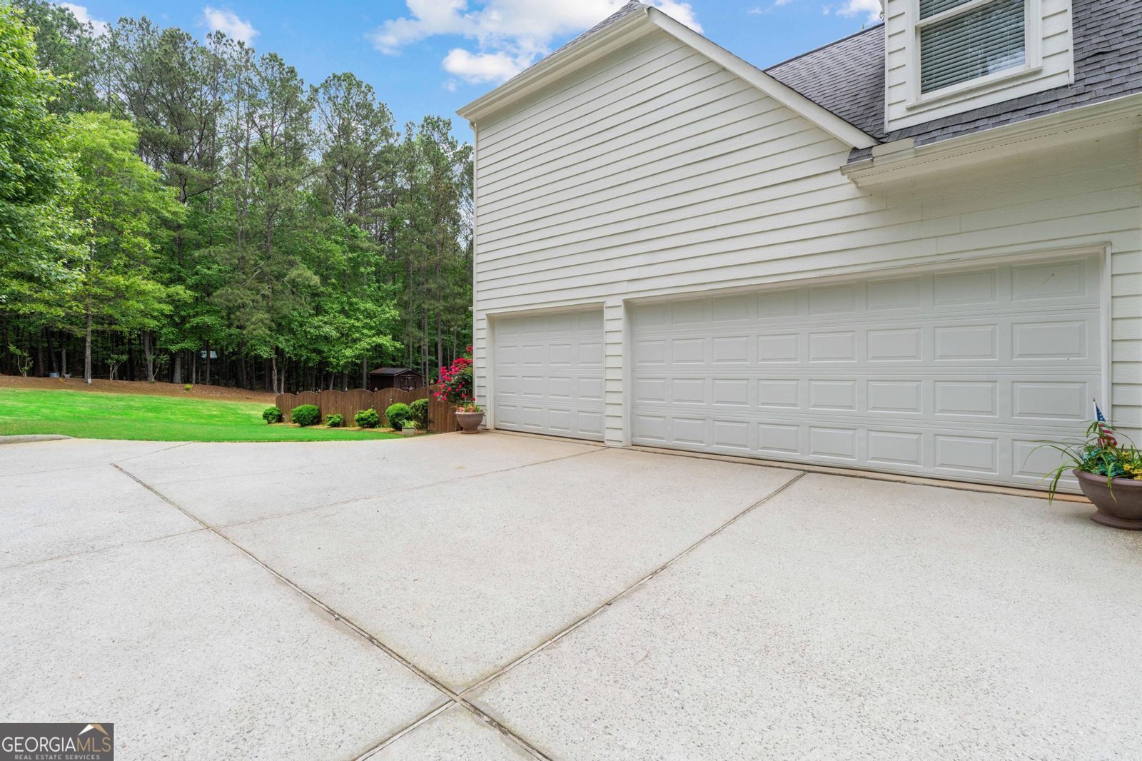 495 Stonehaven Drive Fayetteville - 74