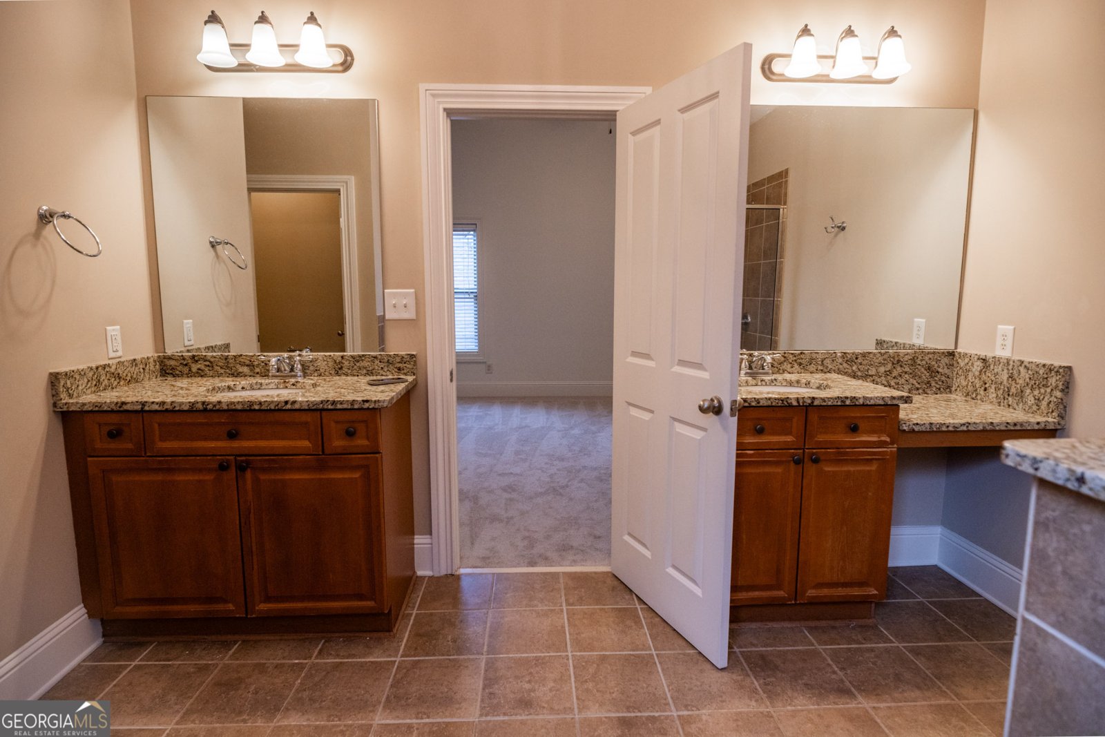 319 Barbados Lane Suwanee - 33