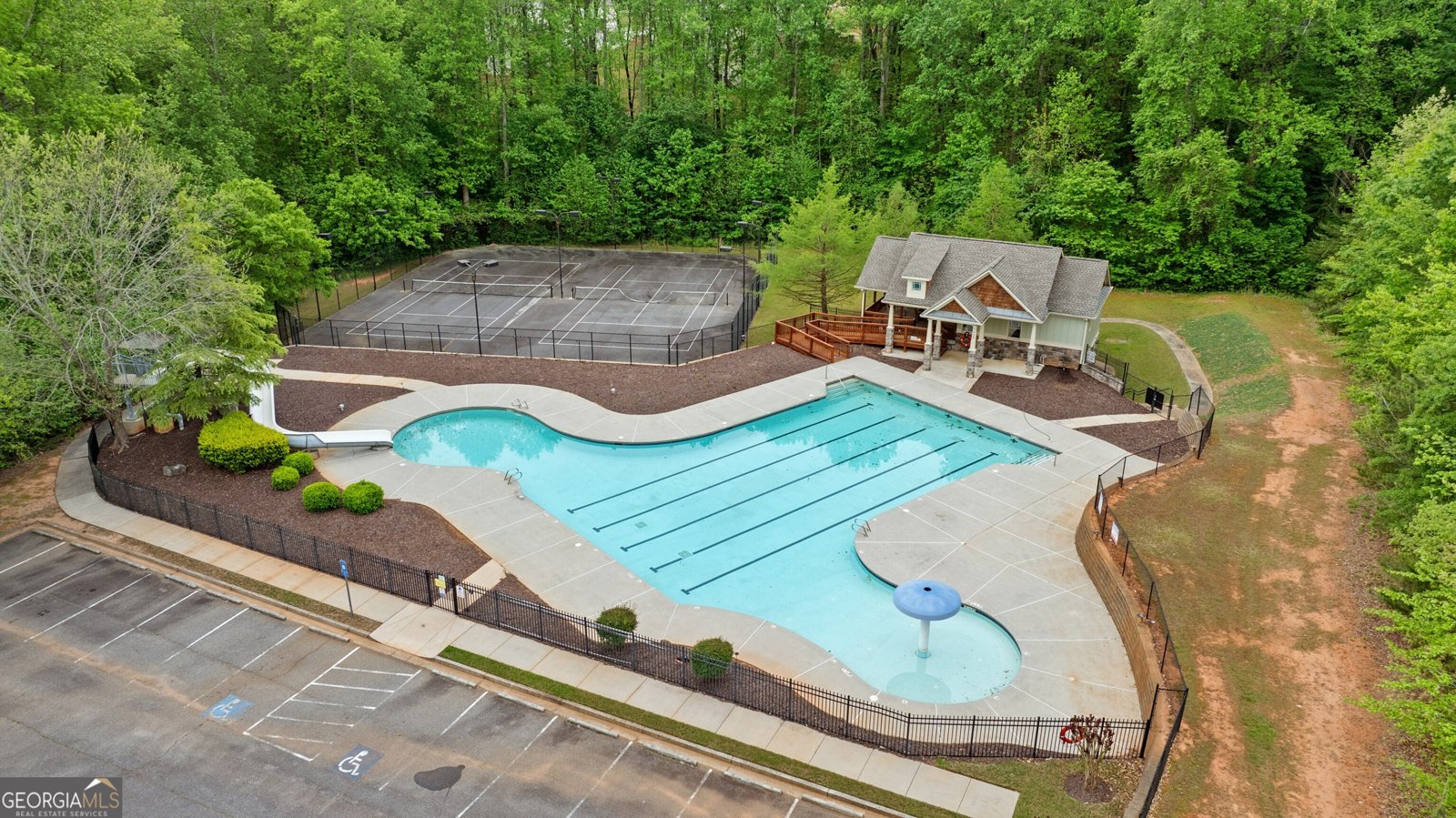 7505 Antique Barn Avenue Cumming - 53