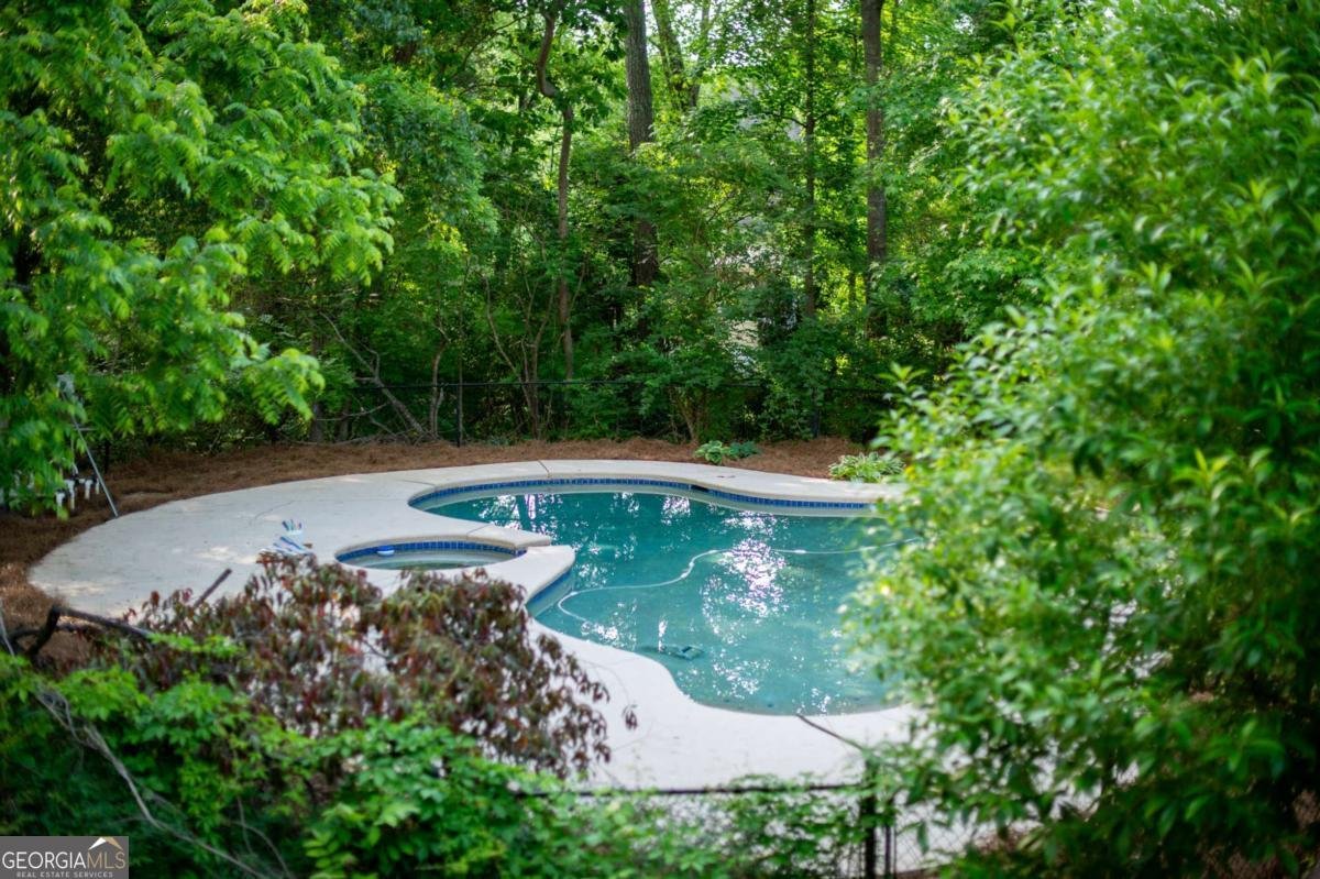 1060 Fox Hollow Court Statham - 71