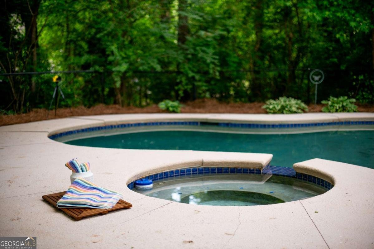 1060 Fox Hollow Court Statham - 73
