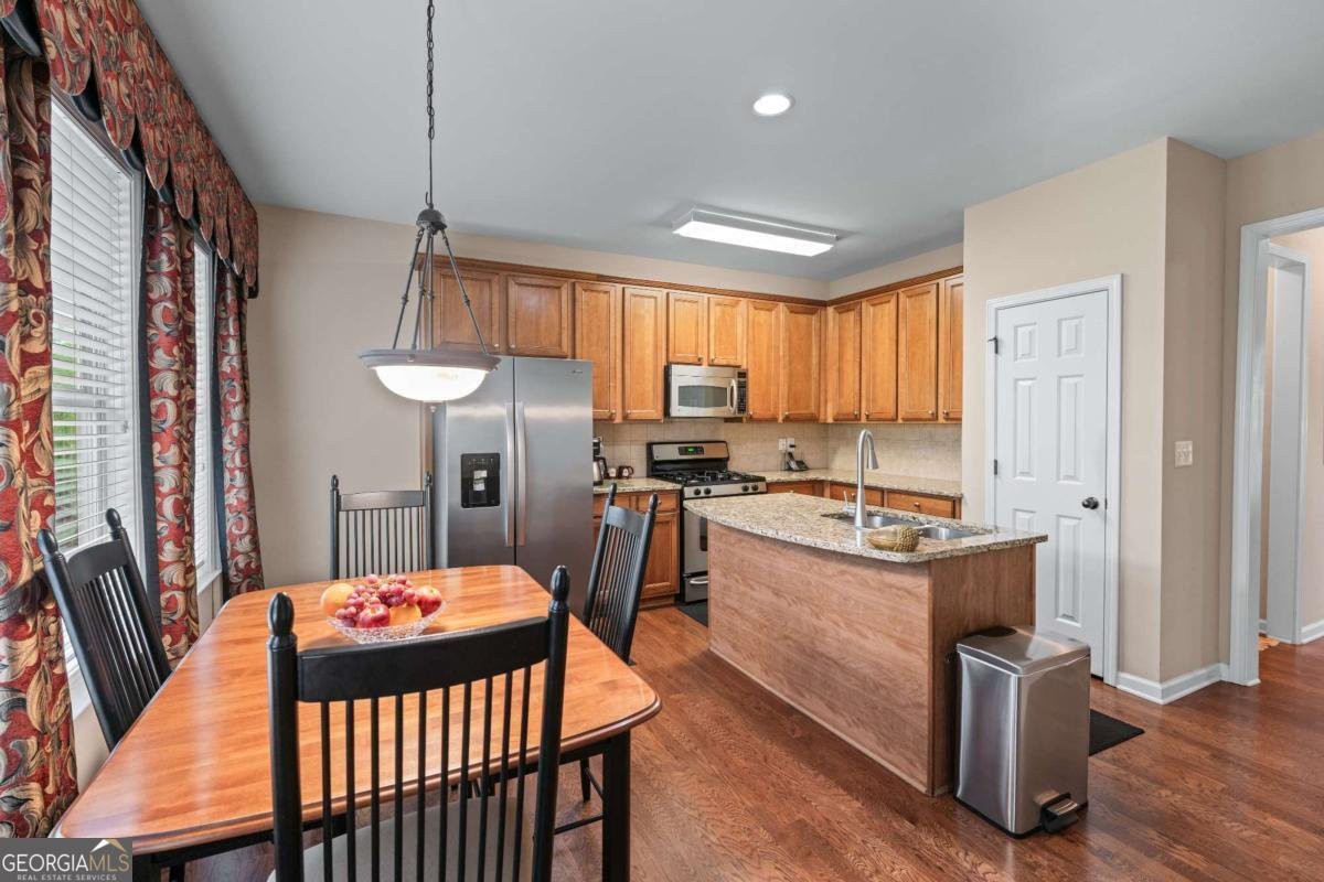 661 Village Field Court Suwanee - 17