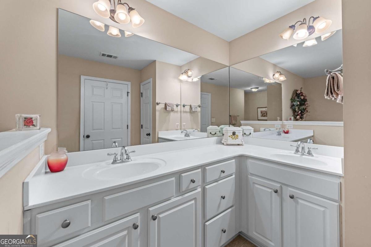 661 Village Field Court Suwanee - 30