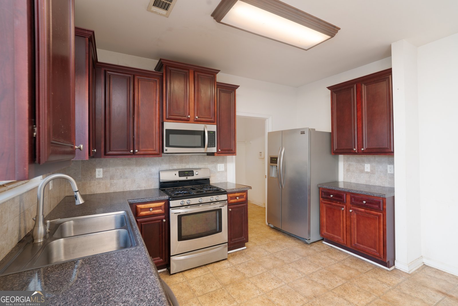 1281 Heartwood Avenue McDonough - 2