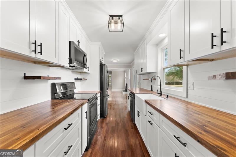 2979 Overwood Lane Snellville - 1