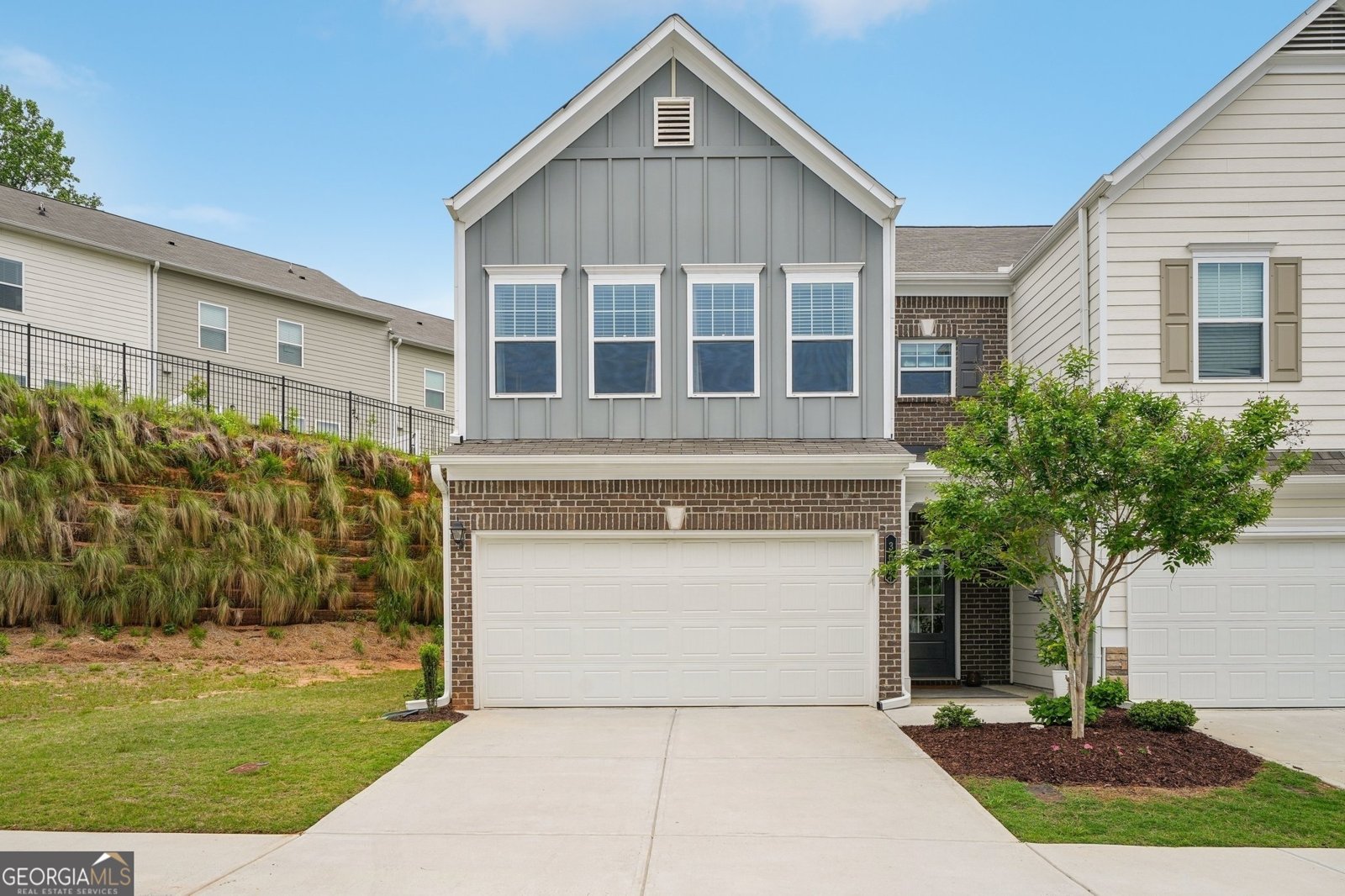 302 Braswell Court Woodstock - 1