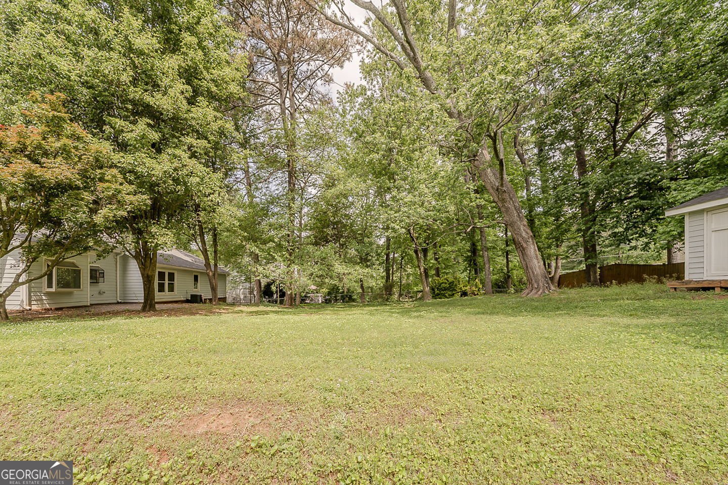 228 Amour Way Lilburn - 32