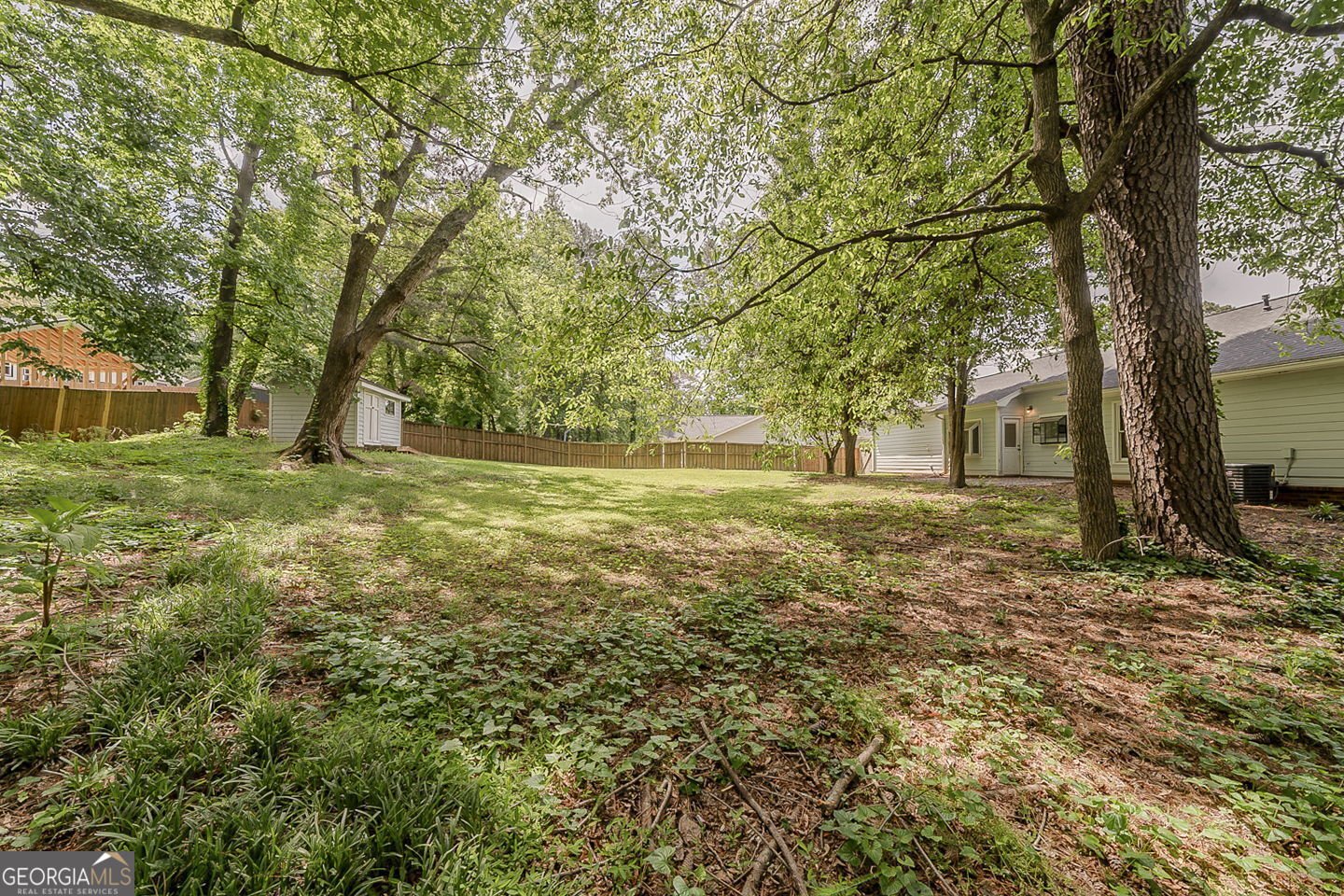 228 Amour Way Lilburn - 34