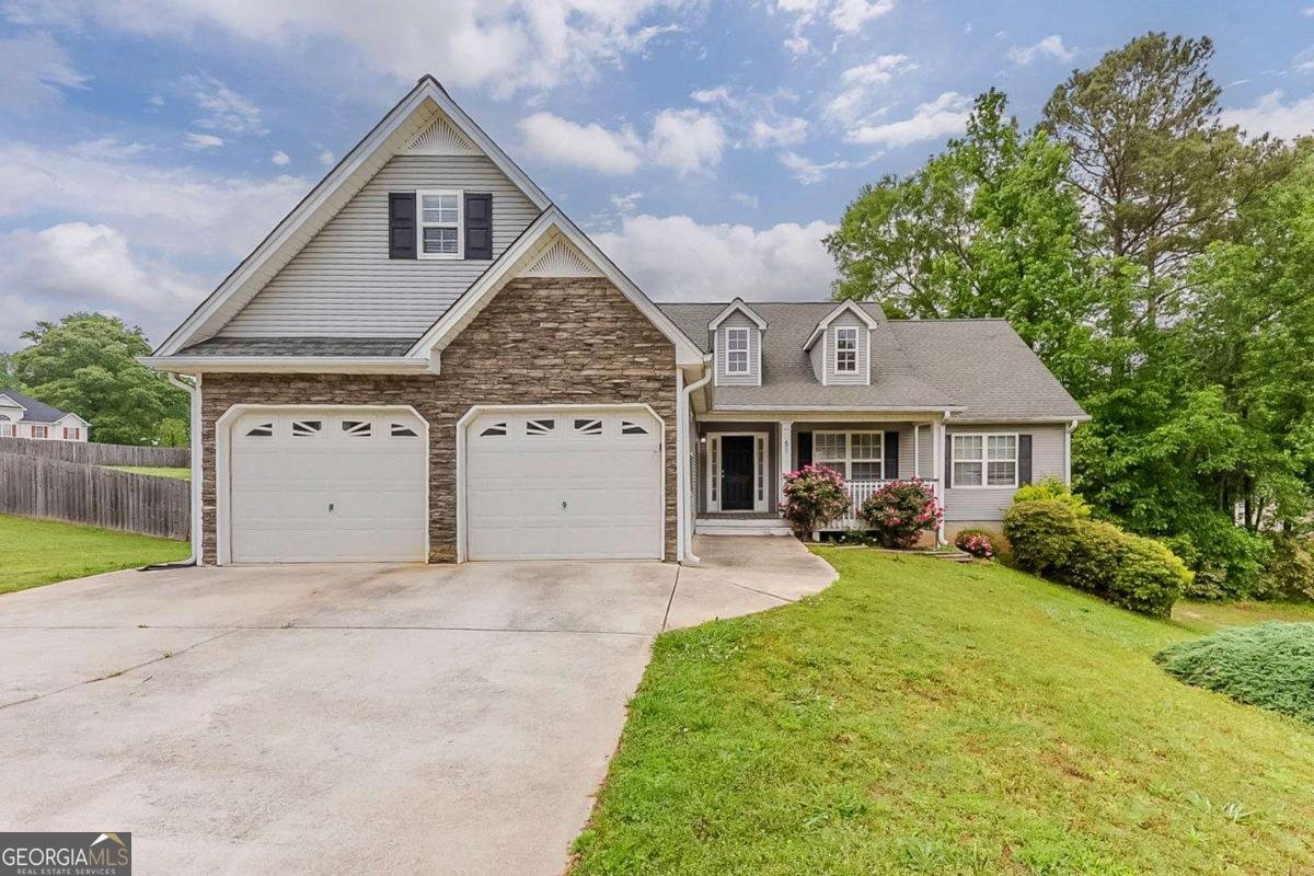 51 Legend Creek Way Douglasville - 1