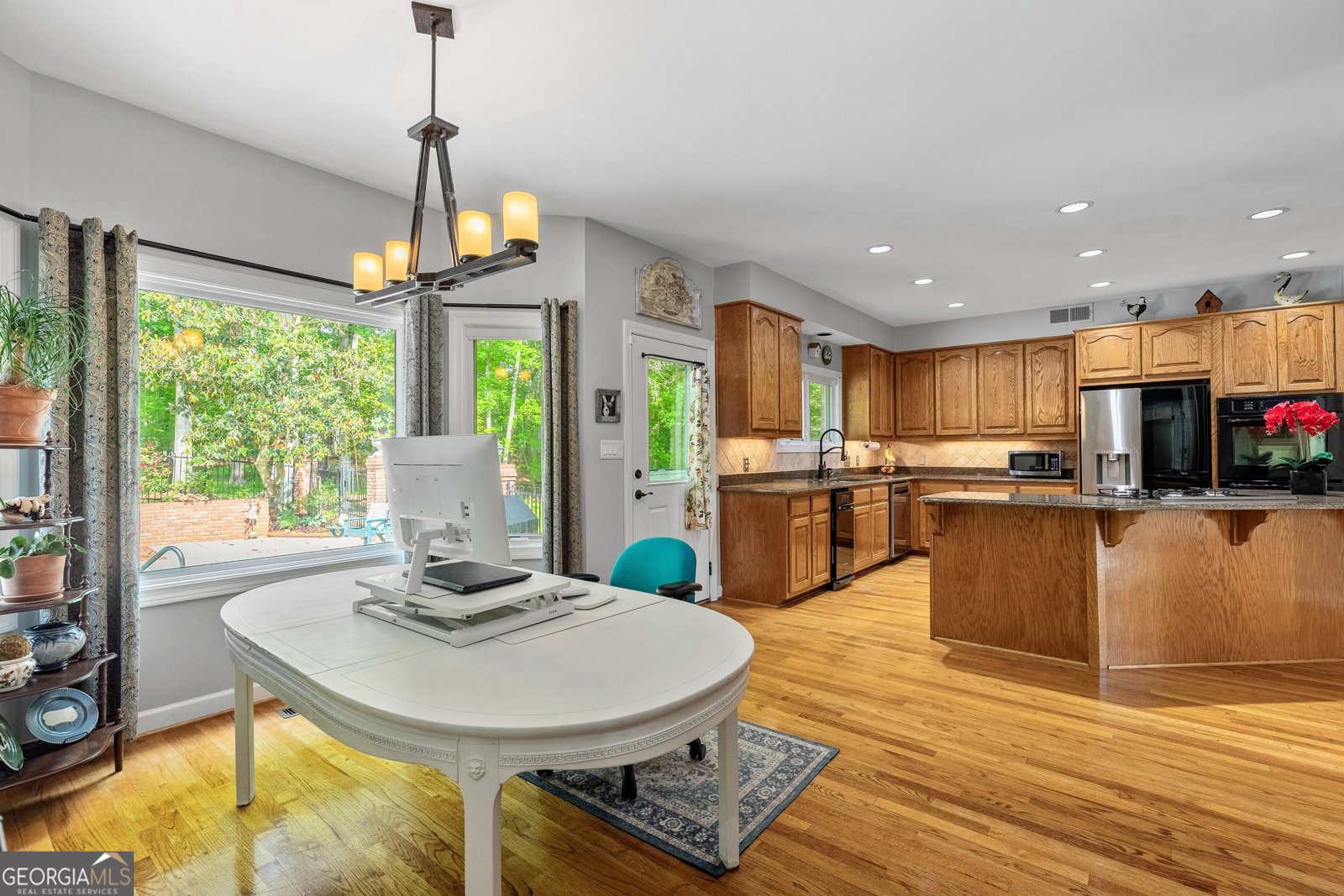 255 Emerald Lake Drive Fayetteville - 20
