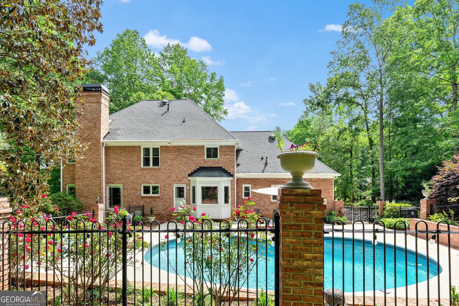 255 Emerald Lake Drive Fayetteville - 42