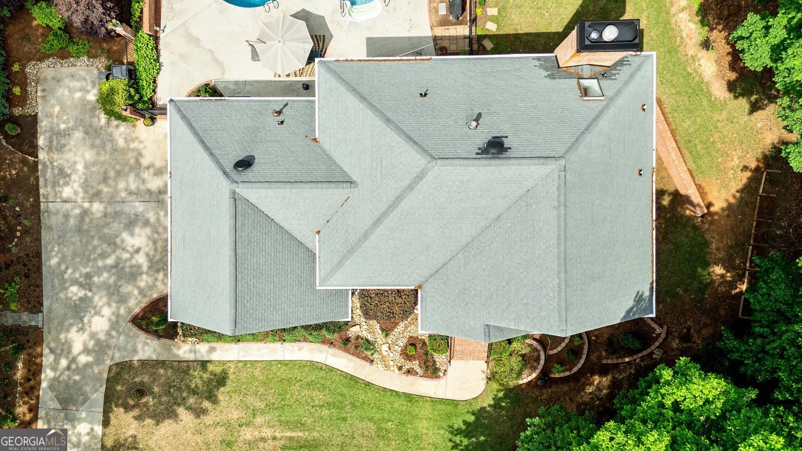 255 Emerald Lake Drive Fayetteville - 51